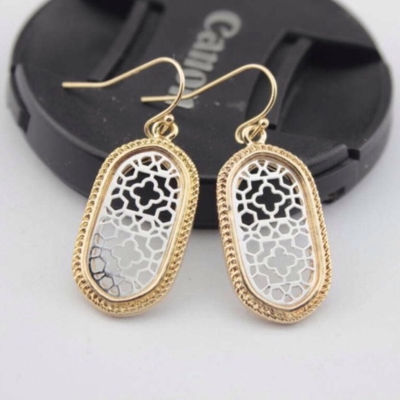 Jewelry - ***1 LEFT**Gold & Silver Moroccan Style Earrings